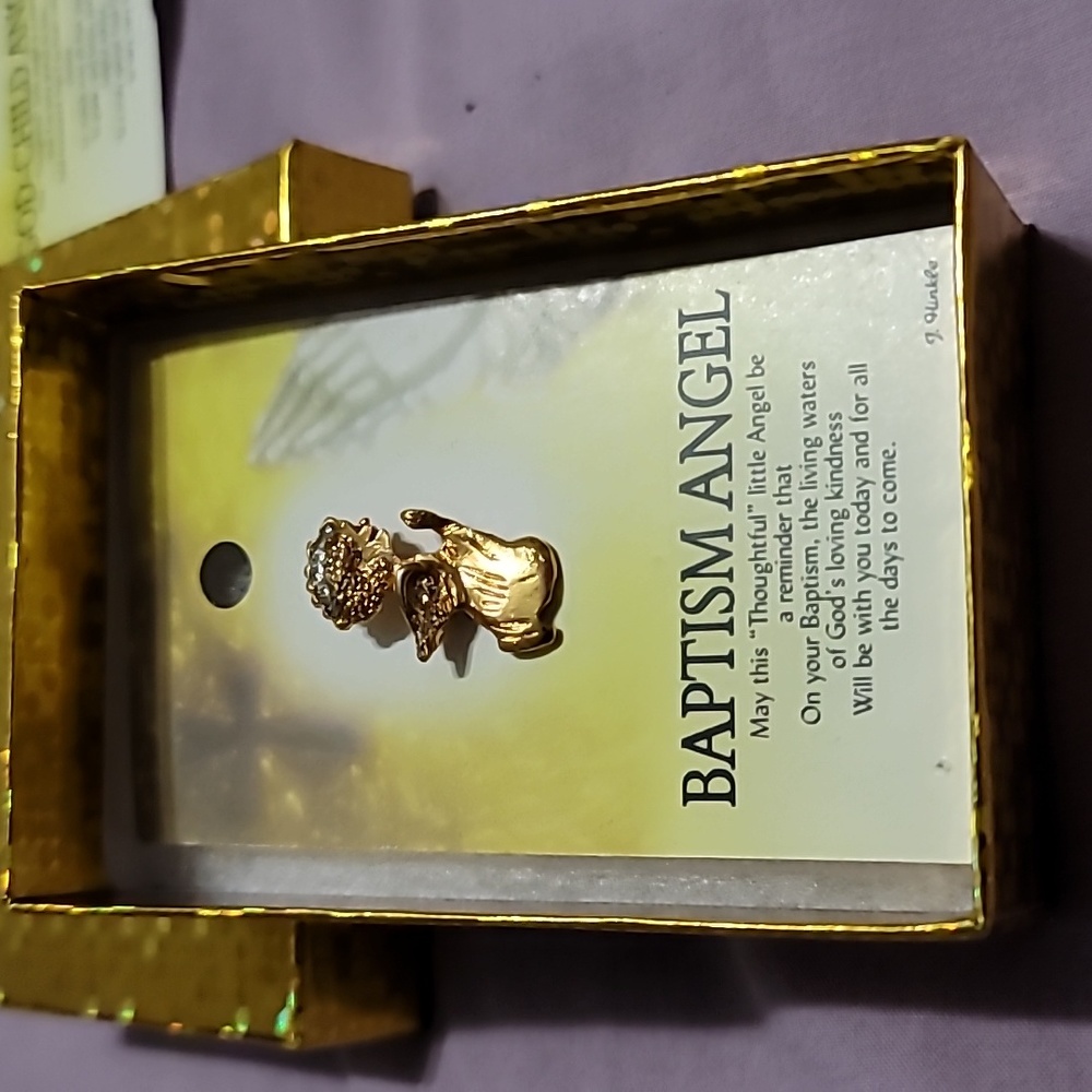 Baptism Angel Pin with Gift Box